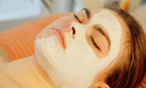 சரும பிரச்சனையை தடுக்கும் `மூலிகை குளியல் பொடி'