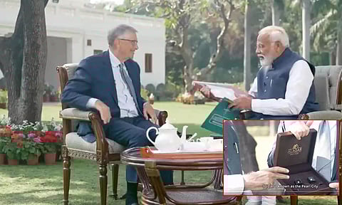 பில் கேட்ஸ்க்கு "தூத்துக்குடி முத்து" பரிசளித்த பிரதமர் மோடி