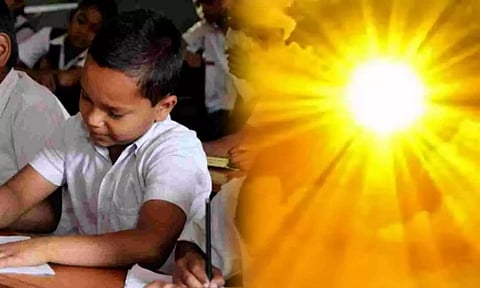 தேர்வு தள்ளி வைப்பு: பள்ளி குழந்தைகளை கோடை வெயிலில் வதைப்பதா?