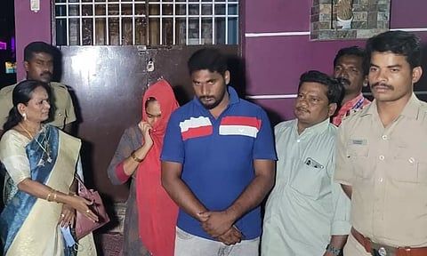 கைது செய்யப்பட்ட கணவன், மனைவி