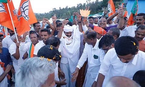 படுகர் இன மக்களுடன் எல்.முருகன் நடனம்