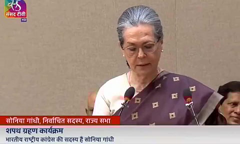 மாநிலங்களவை எம்.பி.யாக பதவி ஏற்றார் சோனியா காந்தி