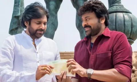 பவன்கல்யாண் கட்சிக்கு ரூ.5 கோடி வழங்கிய சிரஞ்சீவி
