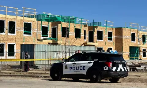 கனடாவில் இந்திய வம்சாவளி தொழில் அதிபர் சுட்டுக்கொலை