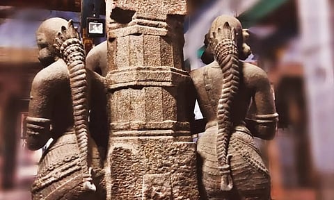 பிரமிக்க வைக்கும் கூந்தல் அலங்கார பெண் சிற்பம்