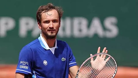 மான்டி கார்லோ டென்னிஸ்: மெத்வதேவ் அடுத்த சுற்றுக்கு முன்னேற்றம்