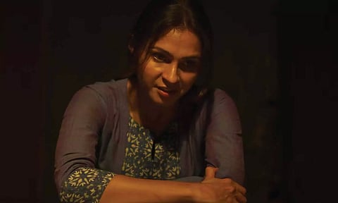 ஜாதியை உருவாக்குனவங்க தான் இந்தியாவை உருவாக்குனாங்க - கவனம் ஈர்க்கும் மனுசி டிரைலர்