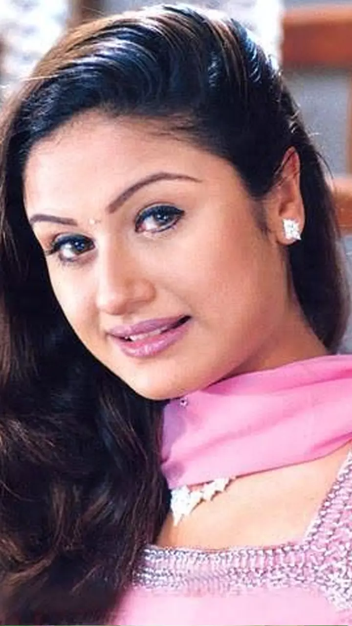 நீண்ட நாட்களுக்கு பிறகு களம் இறங்கும் சோனியா அகர்வால்