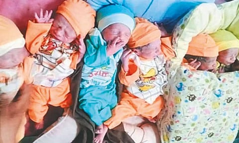பாகிஸ்தானில் ஒரே பிரசவத்தில் 6 குழந்தைகளை பெற்ற பெண்