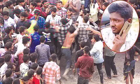 மதுரையில் கள்ளழகர் வைகை ஆற்றில் இறங்கும் நிகழ்ச்சியின்போது பட்டாக்கத்தியுடன் வாலிபர்கள் மோதிக்கொண்ட காட்சி - (உள்படம்) சோனை
