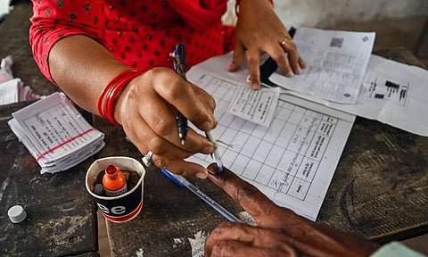 பாராளுமன்ற 2-ம் கட்ட தேர்தல்: 3 மணி நிலவரப்படி 50 சதவீதம் வாக்குகள் பதிவு