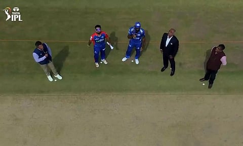 டெல்லி கேப்பிட்டல்ஸ்க்கு எதிராக மும்பை இந்தியன்ஸ் பந்து வீச்சு தேர்வு