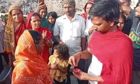 பீகாரில் விநோதம்: மாமியாரை திருமணம் செய்துகொண்ட மருமகன்