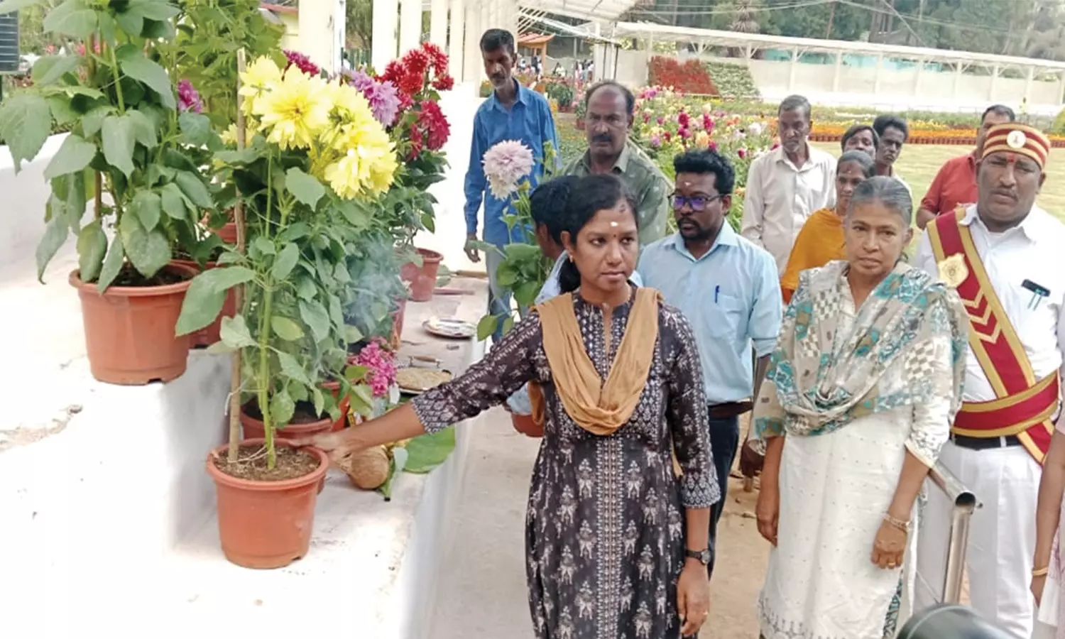 நீலகிரியில் சுற்றுலா பயணிகளுக்கு இ-பாஸ்: கலெக்டர் இன்று மாலை அறிவிப்பு