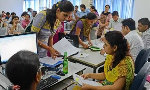 என்ஜினீயரிங் படிப்புக்கான கட்ஆப் மதிப்பெண் குறைகிறது