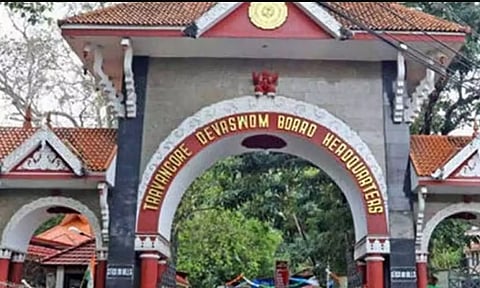 திருவிதாங்கூர் தேவசம்போர்டு கோவில்களில் 5 மலர்களை மட்டும் பயன்படுத்த உத்தரவு