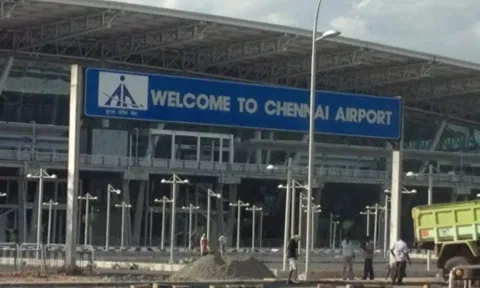 பெங்களூருவில் கனமழை: விமானங்கள் சென்னையில் தரையிறக்கம்