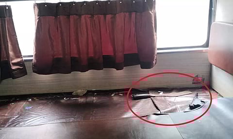 நெல்லைக்கு வந்த அரசு விரைவு பேருந்தில் துப்பாக்கி பறிமுதல்