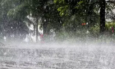 சேலம் ஆத்தூரில் 5 மணி நேரம் கொட்டி தீர்த்த கன மழை
