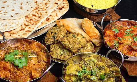 இரவு லேட்டாக சாப்பிடுறீங்களா...? நிபுணர்கள் எச்சரிக்கை