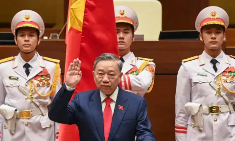 வியட்நாமில் புதிய அதிபர் பதவியேற்பு.. பின்னணியில் உள்ள அரசியல் என்ன?