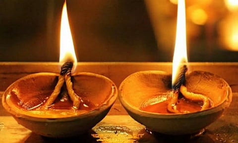 கணவன் மனைவி ஒற்றுமைக்கு இவ்வாறு விளக்கேற்றுங்கள்!