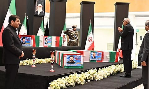 ஈரான் அதிபர் உடலுக்கு அஞ்சலி செலுத்திய துணை ஜனாதிபதி