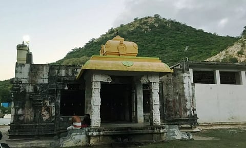 தமிழில்  அரிய கல் வெட்டு