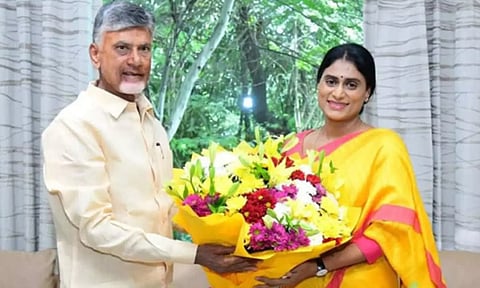 ஆந்திராவுக்கு சிறப்பு அந்தஸ்து: சந்திரபாபு நாயுடுவுக்கு சர்மிளா வேண்டுகோள்