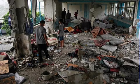 காசா பள்ளி மீது இஸ்ரேல் வெடிகுண்டு தாக்குதல்: 37 பேர் பலி