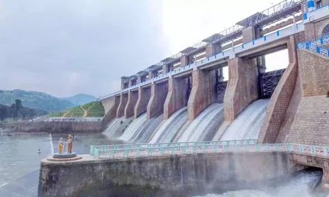 கிருஷ்ணகிரி அணைக்கு நீர்வரத்து 635 கனஅடியாக சரிவு
