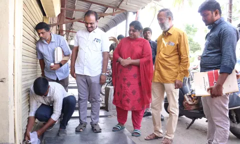 திருப்பூரில் போதை பொருட்கள் விற்பனை: 5 கடைகளுக்கு `சீல்'