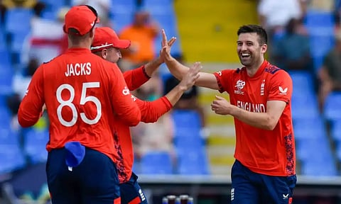 டி20 உலகக் கோப்பை: 3.1 ஓவர்களில் போட்டியை முடித்து அபார வெற்றி பெற்ற இங்கிலாந்து