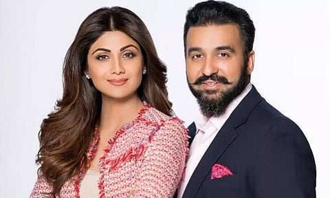 மோசடி புகாரில் தொடர்பு- நடிகை ஷில்பா ஷெட்டி, கணவர் மீது வழக்குப்பதிவு