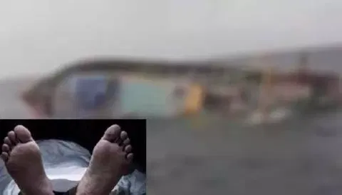 மண்டபம் அருகே கடல் சீற்றம் காரணமாக நடுக்கடலில் விசைப்படகு மூழ்கி 2 மீனவர்கள் பலி
