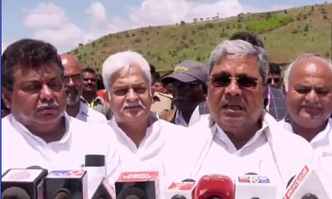 பெட்ரோல், டீசல் விலை உயர்வு ஏன்?: சித்தராமையா விளக்கம்