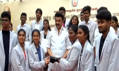 மாணவர்களின் நம்பிக்கைதான் நாளைய நம் புகழுக்கான அச்சாணி- மு.க.ஸ்டாலின்