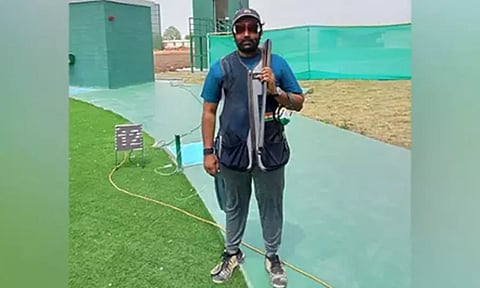 ஒலிம்பிக் போட்டிக்கு தகுதி பெற்றார் தமிழக துப்பாக்கி சுடுதல் வீரர்