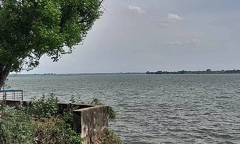 வீராணம் ஏரியில் இருந்து சென்னைக்கு வினாடிக்கு 72 கன அடி தண்ணீர் அனுப்பப்படுகிறது
