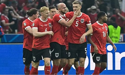 யூரோ கோப்பை கால்பந்து தொடரில் இருந்து முதல் அணியாக போலந்து வெளியேறியது