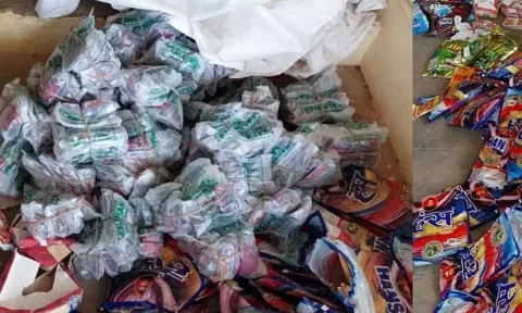 பேக்கரி கடையில் தடை செய்யப்பட்ட 305 கிலோ குட்கா-புகையிலை பொருட்கள் பறிமுதல்