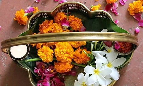 மலர்கள் பூஜைக்கு பயன்படும் கால அளவுகள்