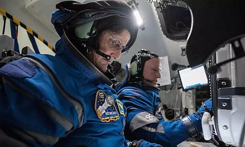 விண்வெளியில் சிக்கிய சுனிதா வில்லியம்ஸ்- பூமிக்கு திரும்பி வருவதில் சிக்கல்