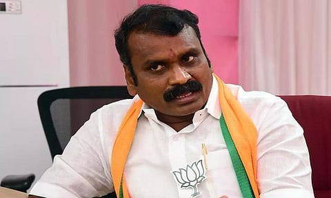 பாராளுமன்றத்தில் செங்கோலை அகற்ற கடிதம்: எல்.முருகன் கண்டனம்