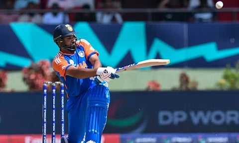 சுயநலமற்ற கேப்டன்: ரோகித்தை புகழ்ந்த சோயப் அக்தர்