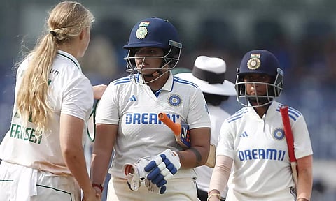 தென் ஆப்பிரிக்காவுக்கு எதிரான டெஸ்ட்டில் இந்தியா அபார வெற்றி