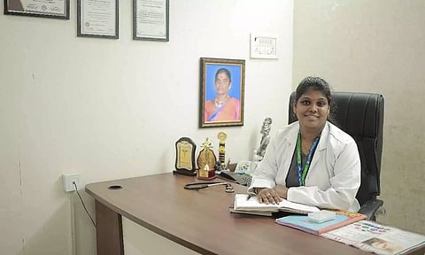 குழந்தைகளுக்கு பேச்சு தாமதம் ஏன்? கண்டுபிடிப்பது எப்படி?- டாக்டர் நித்யா