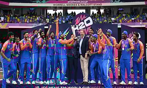 நாடு திரும்பும் இந்திய அணி வீரர்கள்.. கொண்டாட்டத்துக்கு தயாராகும் டெல்லி