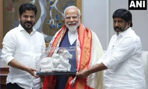 பிரதமர் மோடியை சந்தித்தார் தெலுங்கானா முதல் மந்திரி ரேவந்த் ரெட்டி