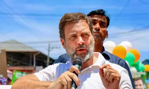 ஹத்ராஸ் செல்லும் எதிர்க்கட்சி தலைவர் ராகுல் காந்தி